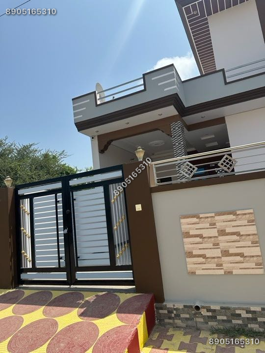 Makan 4 bhk