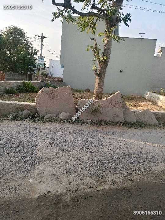 400 gaj plot, corner ka plot.